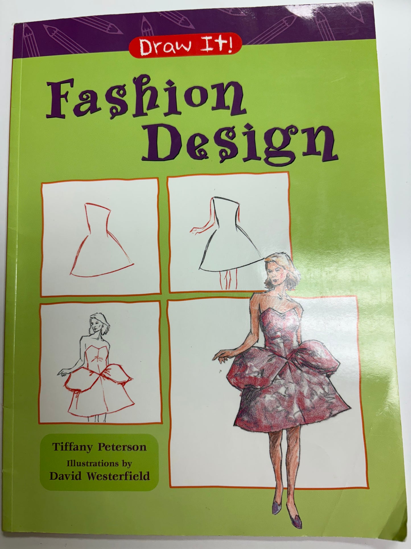 Fashion Design Draw It!