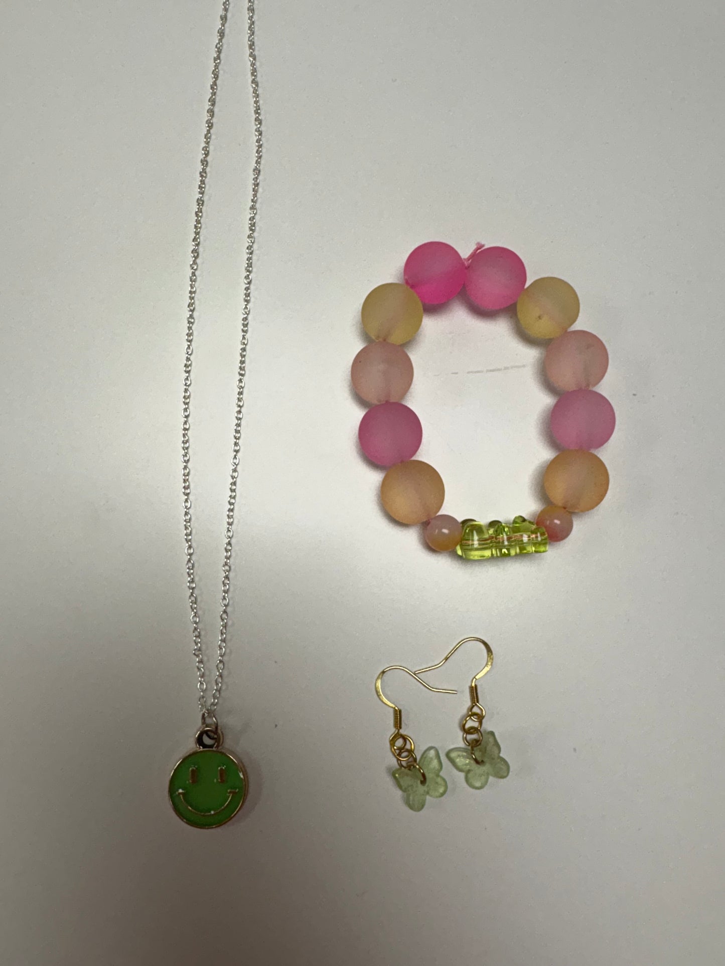 Assorted jewelry and keychains