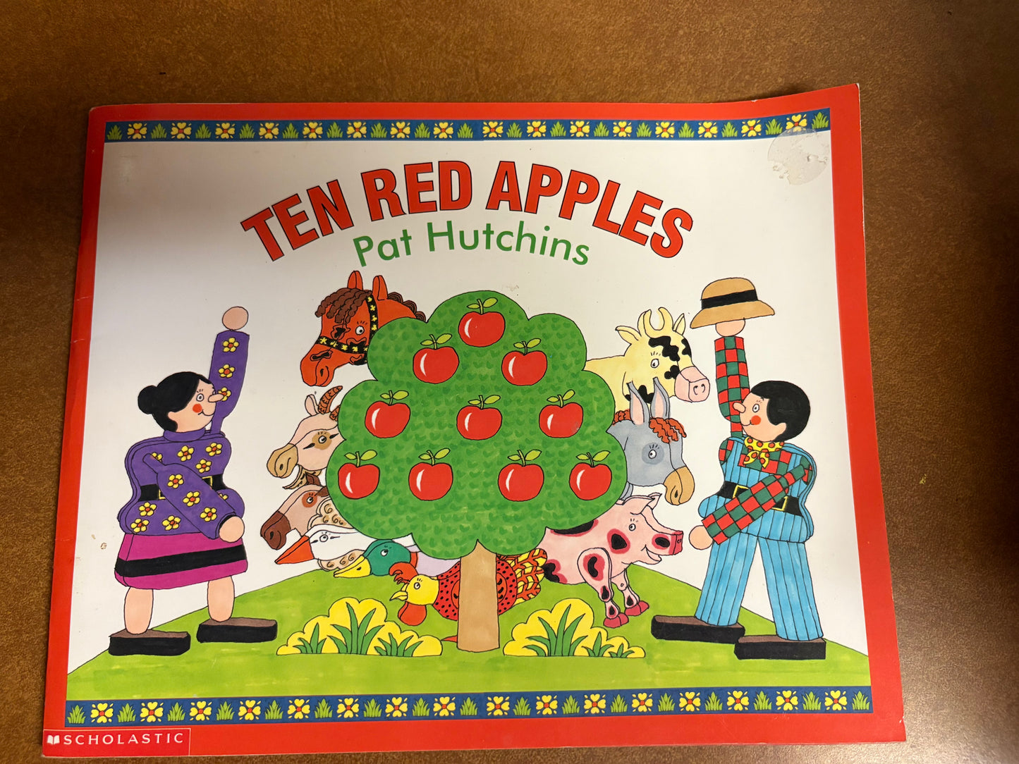 Ten Red Apples